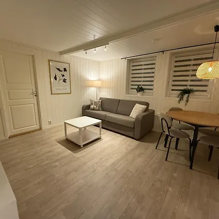 Cozy In The Harbour Of Apartment *