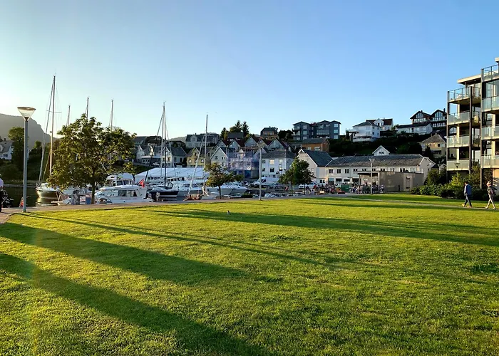 Cozy In The Harbour Of